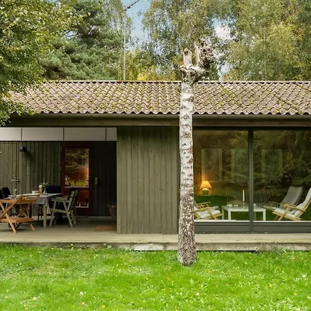3 Bedroom Cozy In Nykobing Sj *