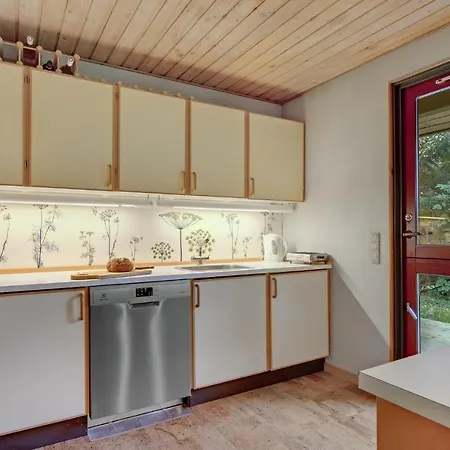 3 Bedroom Cozy In Nykobing Sj Hébergement de vacances